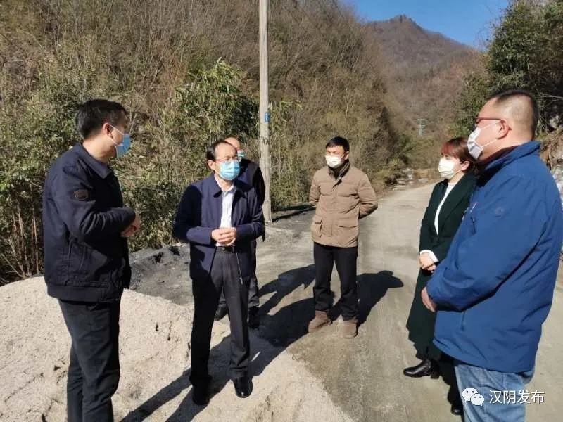 汉阴在行动 工作动态 2月29日,县委书记周永鑫深入双河口镇梨树河,幸