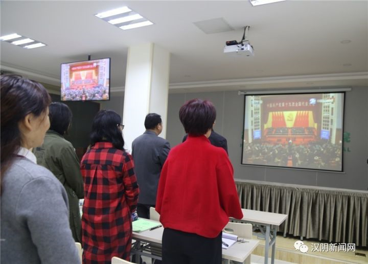 https://mmbiz.qpic.cn/mmbiz_jpg/PUxLlU6vIuL0VVELXuAb8UyRdykPVjwT9Yv110U6jgFvEYh5Yr6yhbcFNVB3Jic5icJZIY9X3fUGTH50omg8Ekiaw/640?wx_fmt=jpeg&wxfrom=5&wx_lazy=1