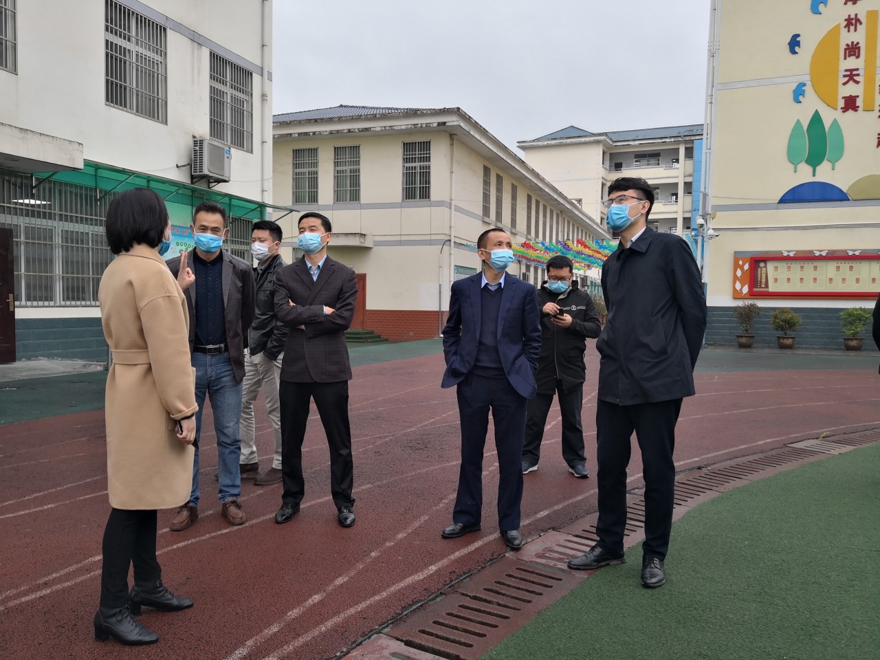实验小学 (4).jpg